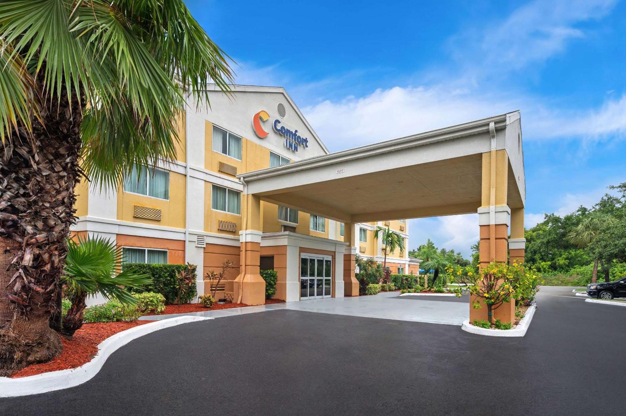 Comfort Inn Fort Myers Northeast Exterior foto