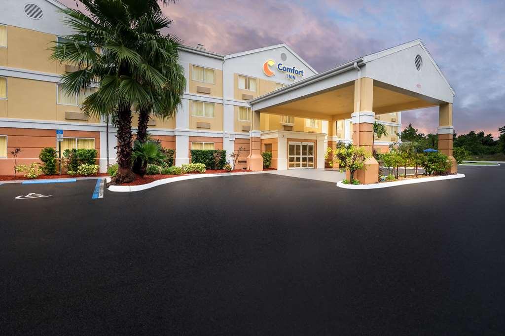 Comfort Inn Fort Myers Northeast Exterior foto